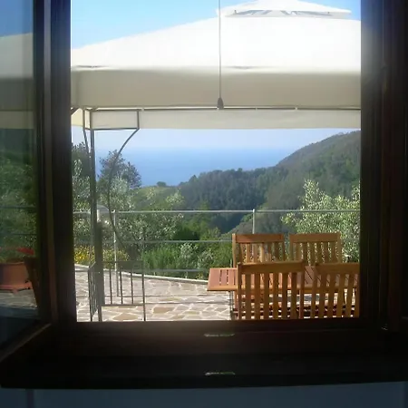 Moderne In Crova Mit Meerblick Apartment